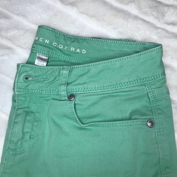 EUC $50 LC Lauren Conrad Women's 4 Cropped Capri Style Green Denim Summer Jeans - Picture 10 of 13